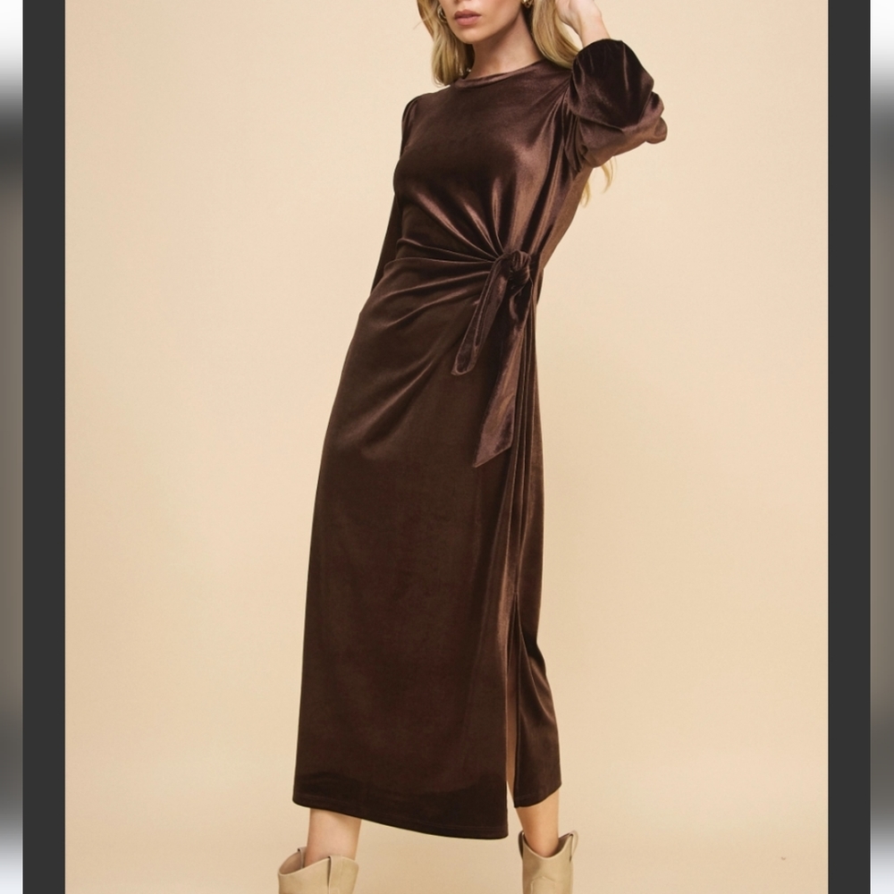 Velvet knot dress
